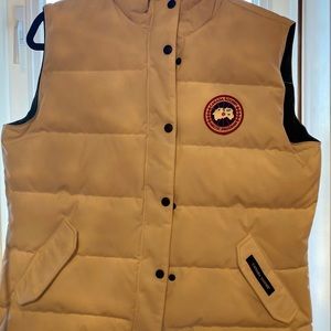 Canada goose sleeveless vest